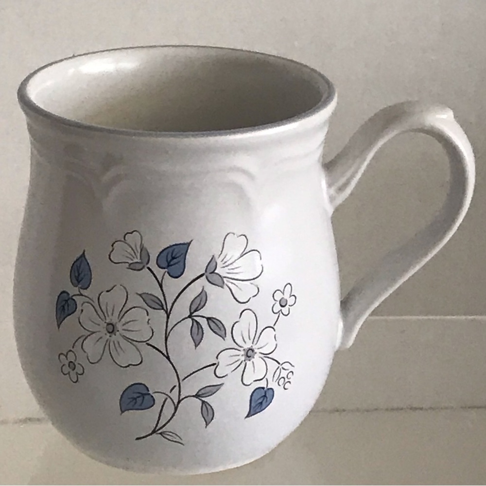 Covington Edition Avondale Stoneware Coffee Mug - Vintage - Discontinued - Japan